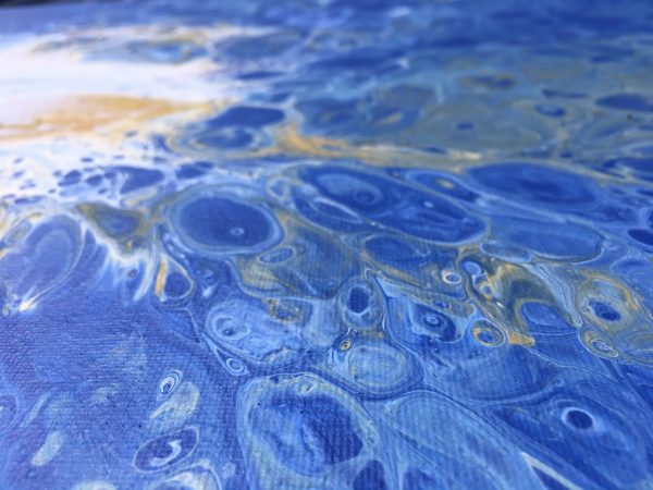 Blue and White Dutch Pour on Blue Detail