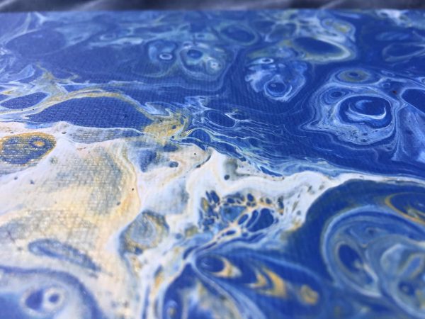 Blue and White Dutch Pour on Blue Detail